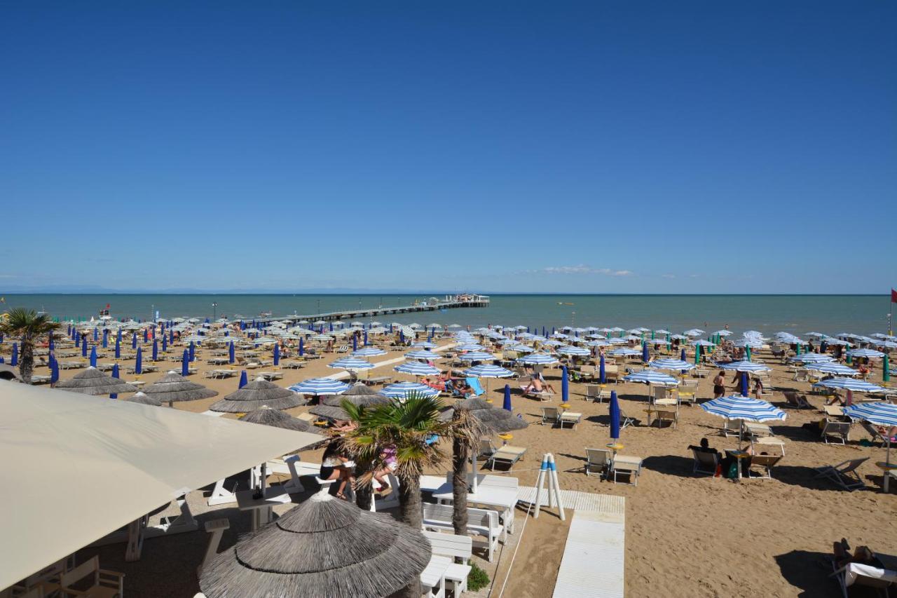 리그나노 사비아도로 Lignano Pineta With Sea View 아파트 외부 사진